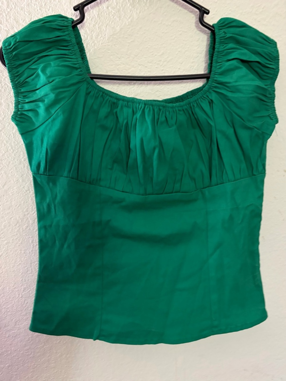 Women’s Emerald Green Puff Sleeve Scoop Neck Blouse